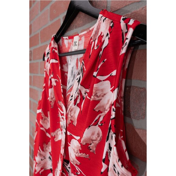 Red Floral Sleeveless Blouse - Size Large - Picture 4 of 8